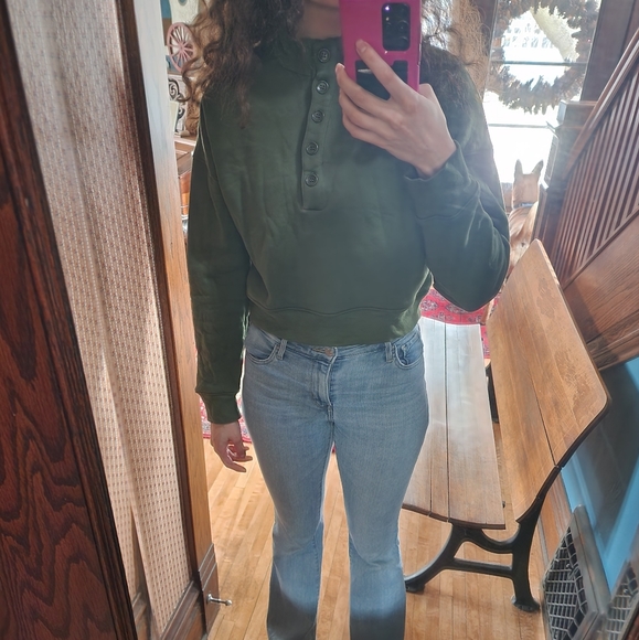 Reformation green henley style sweater - Picture 5 of 6